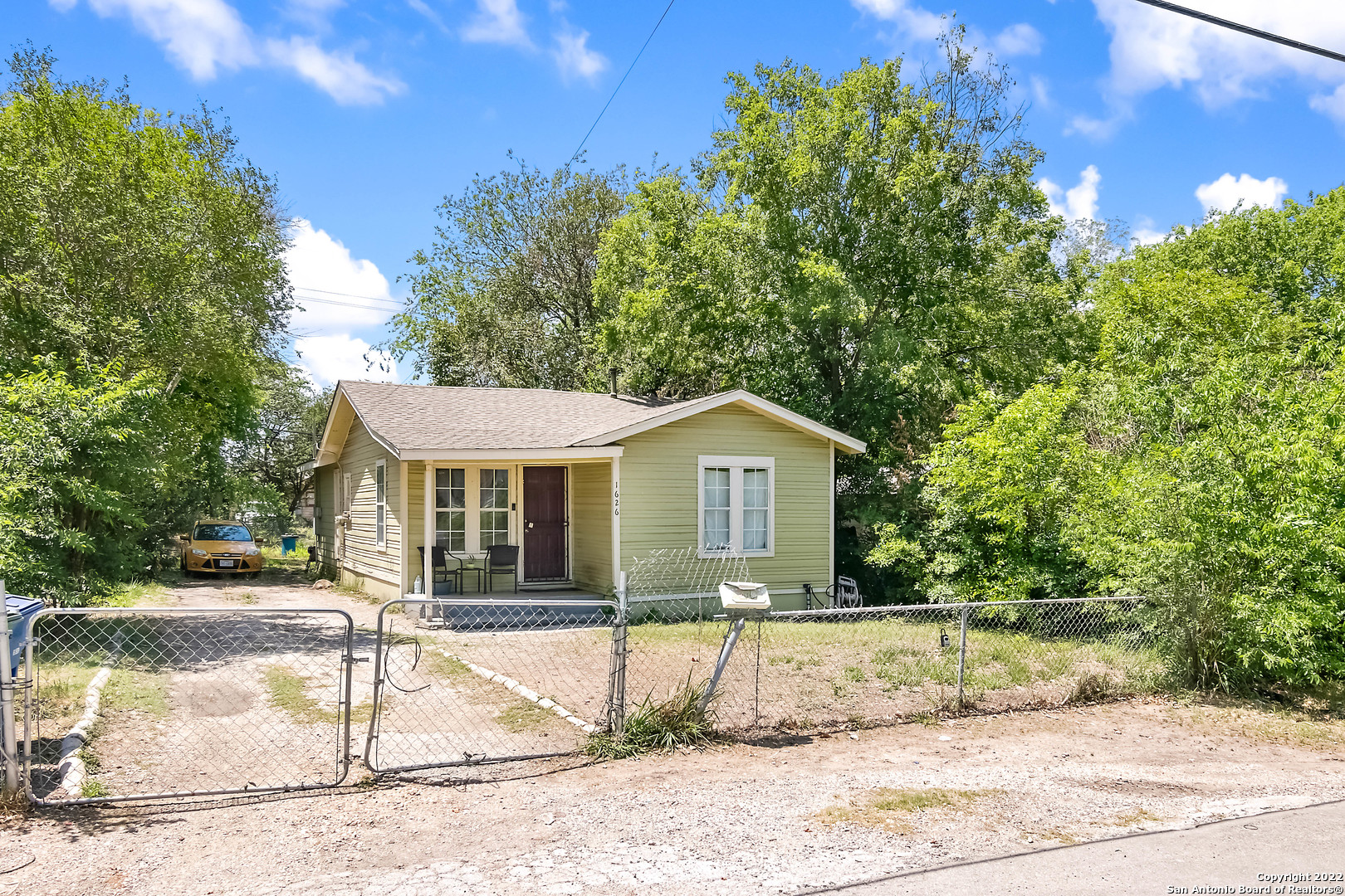 1626 Lennon Avenue San Antonio TX 78223