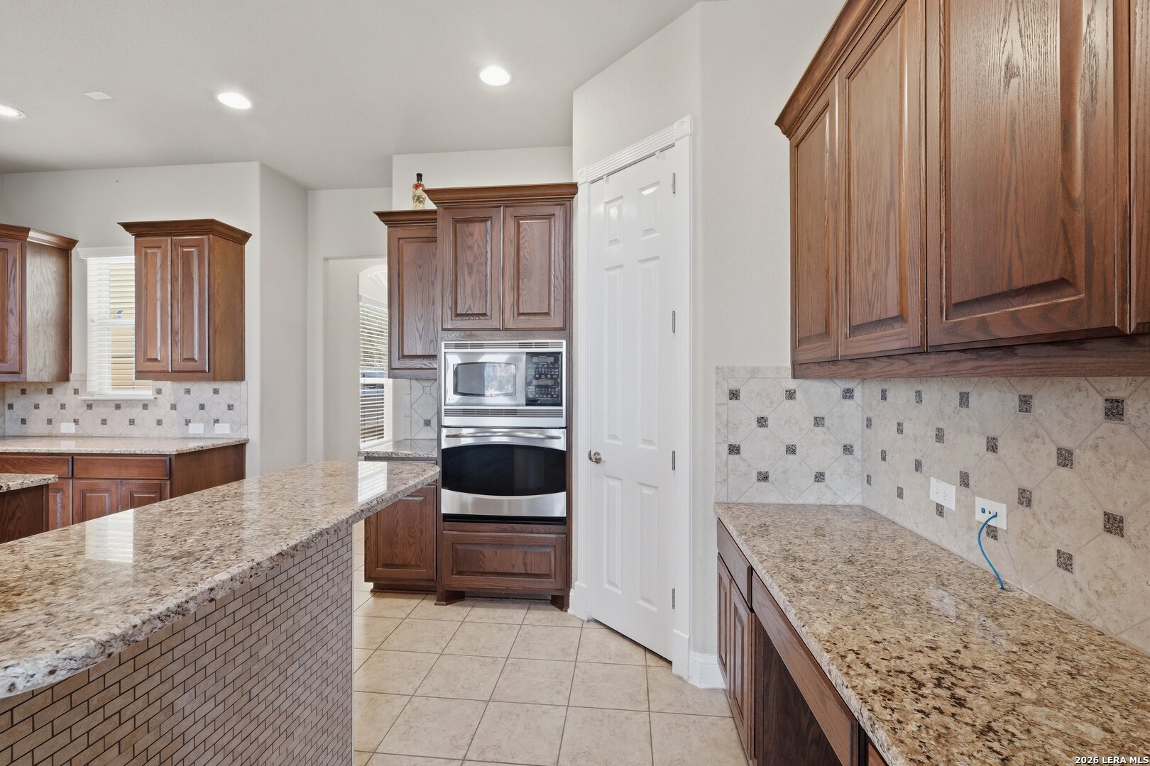 18223 Branson Falls San Antonio TX 78255