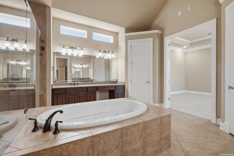 18223 Branson Falls San Antonio TX 78255