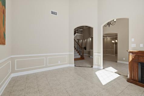18223 Branson Falls San Antonio TX 78255
