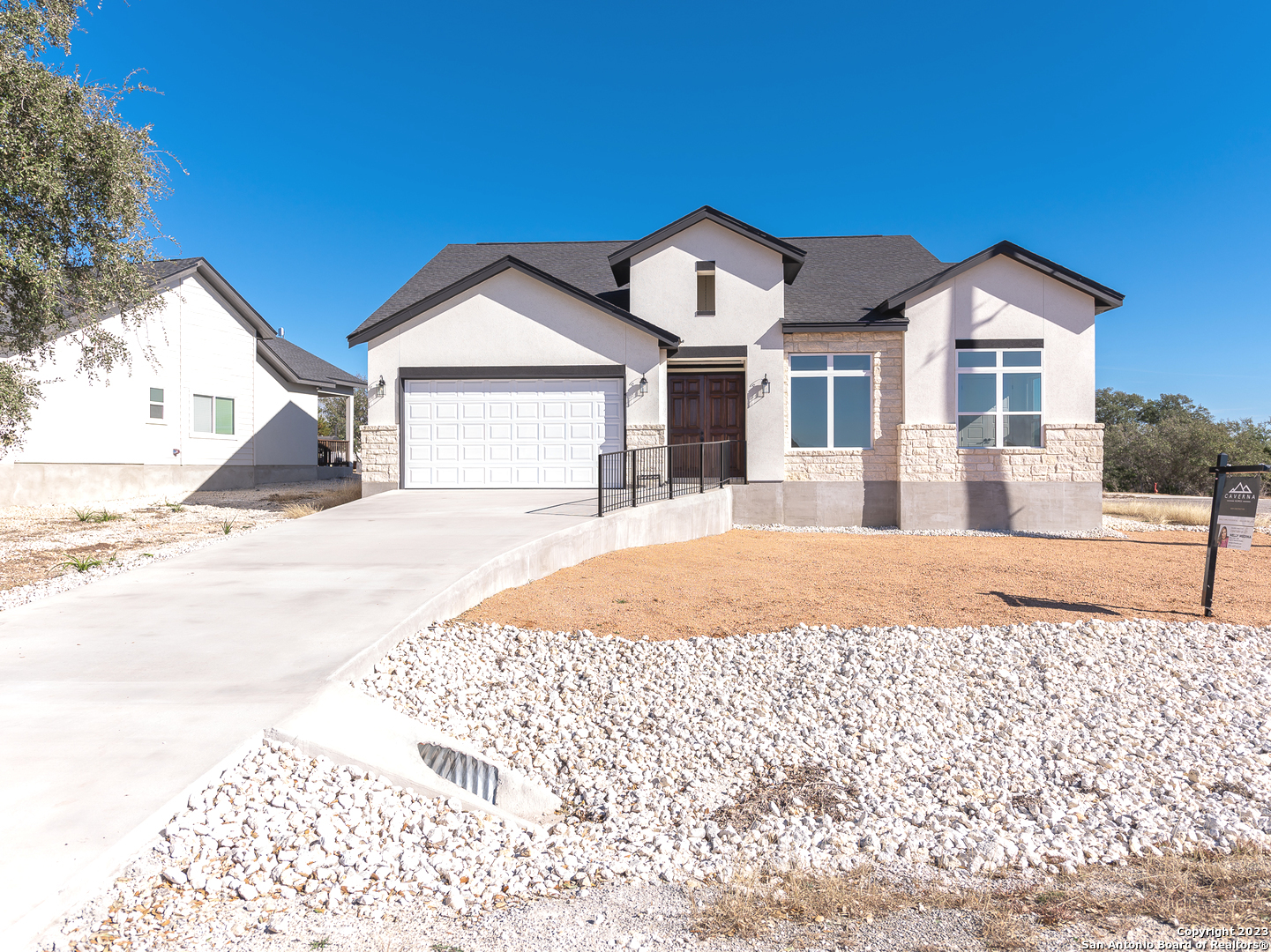 101 Daniel Jackson Blanco TX 78606