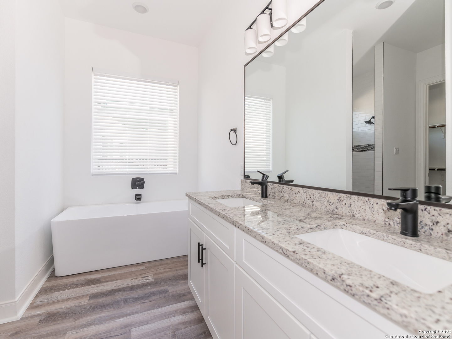 101 Daniel Jackson Blanco TX 78606