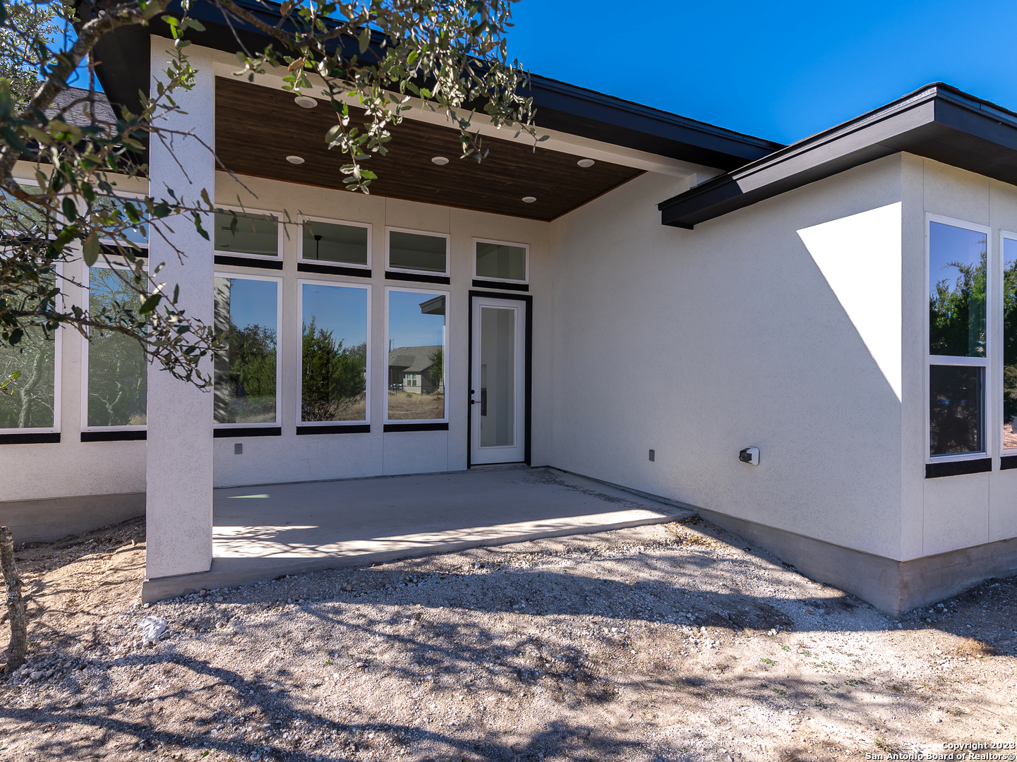 101 Daniel Jackson Blanco TX 78606