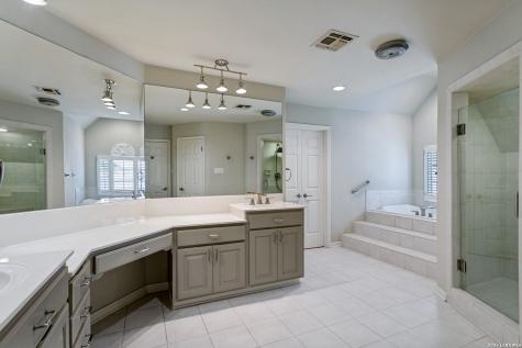 7 Glendalough Court San Antonio TX 78209