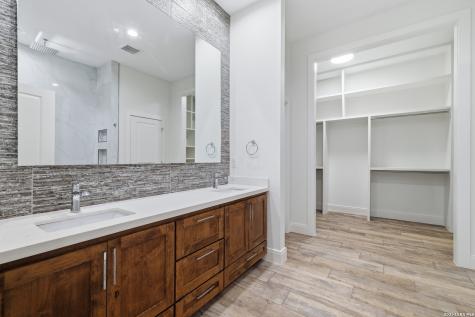 19402 Easy Oak San Antonio TX 78258