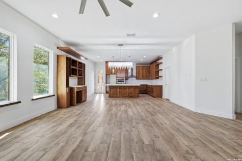 19402 Easy Oak San Antonio TX 78258