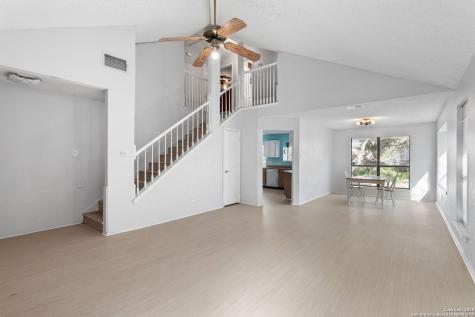 7563 Tantivity San Antonio TX 78249