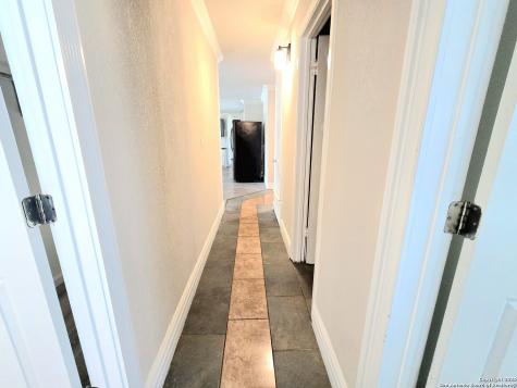 5894 Castle Run San Antonio TX 78218