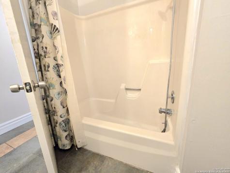 5894 Castle Run San Antonio TX 78218