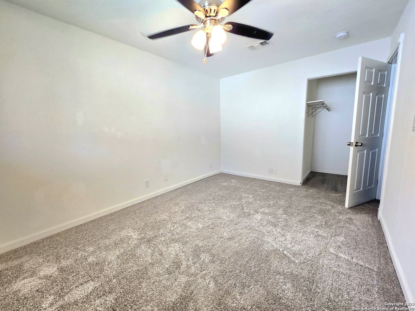 5894 Castle Run San Antonio TX 78218