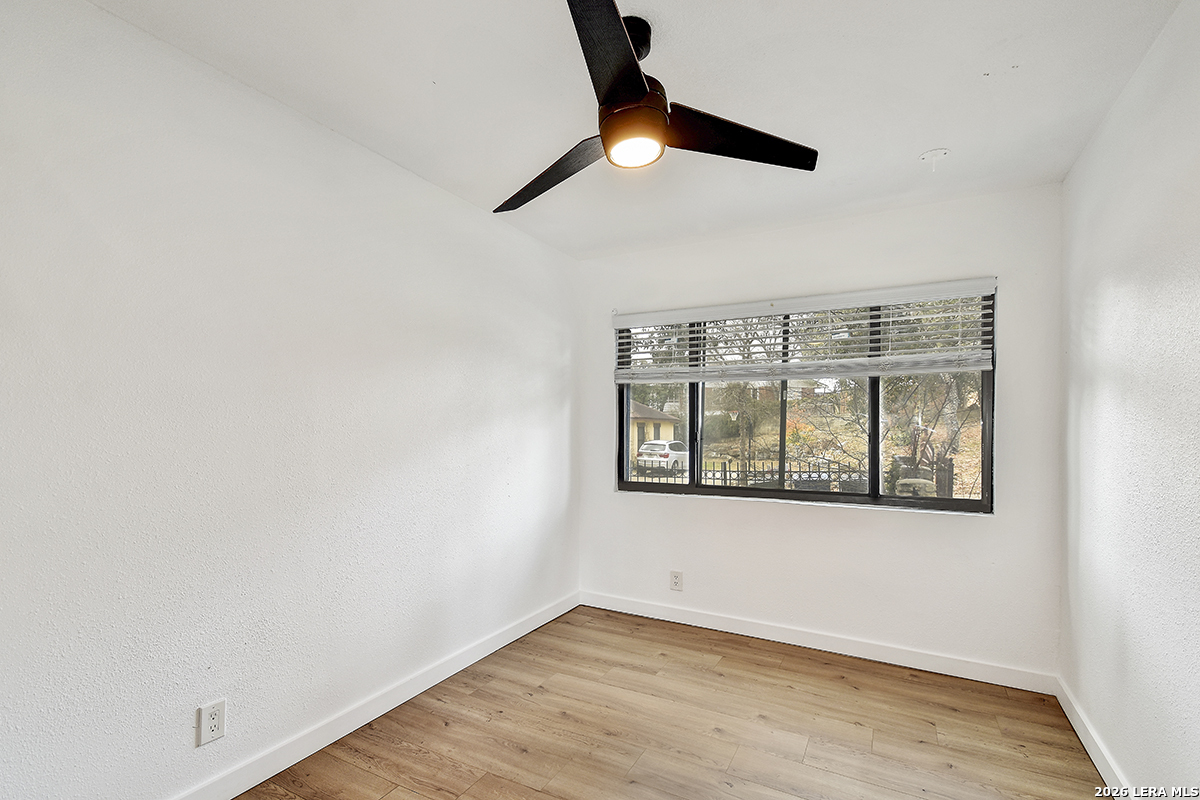 568 W Quill Drive San Antonio TX 78228