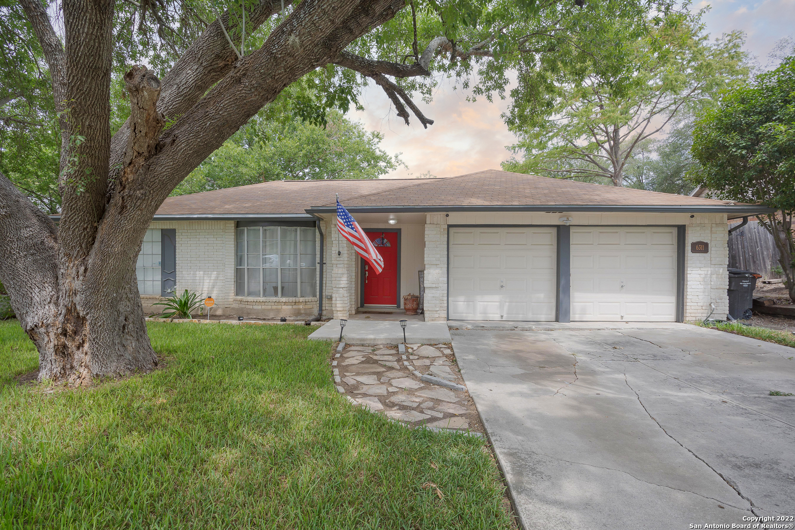 6311 Ridge Tree Drive San Antonio TX 78233