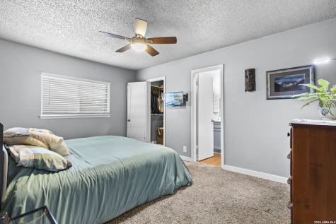 5250 Gordon Cooper Kirby TX 78219