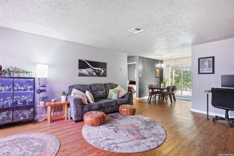 5250 Gordon Cooper Kirby TX 78219