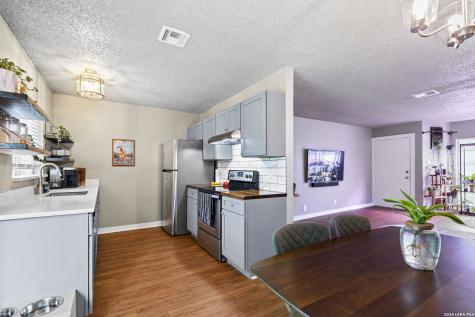 5250 Gordon Cooper Kirby TX 78219