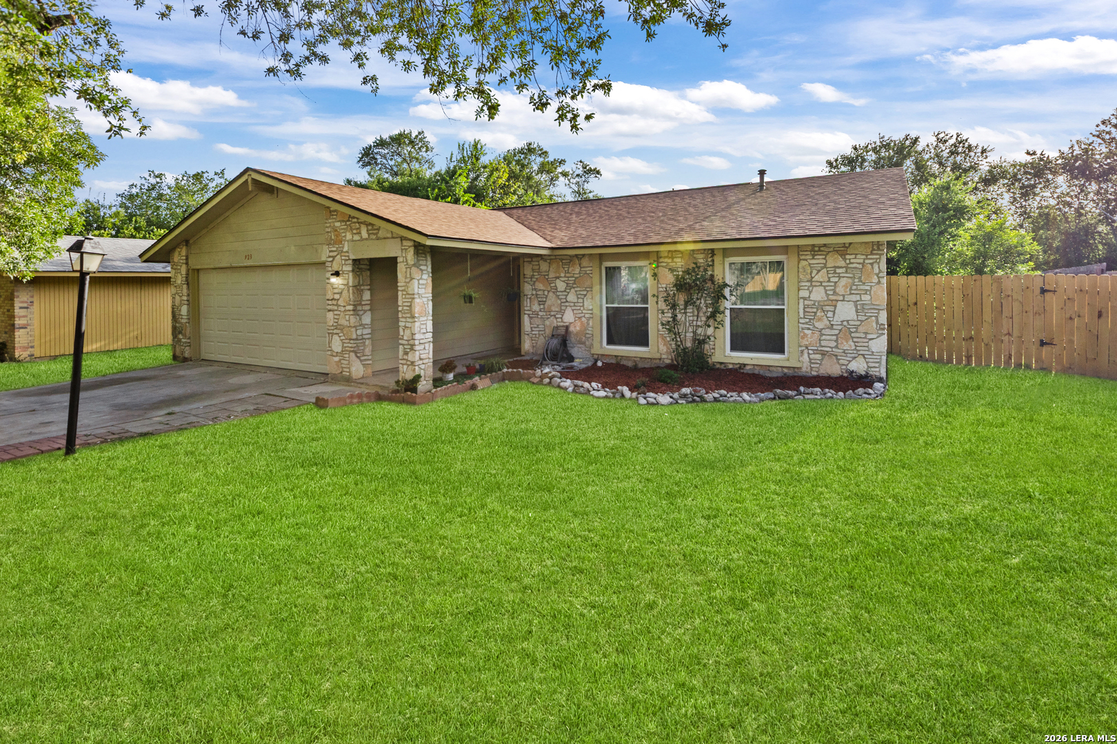 923 Saddlebrook Drive San Antonio TX 78245