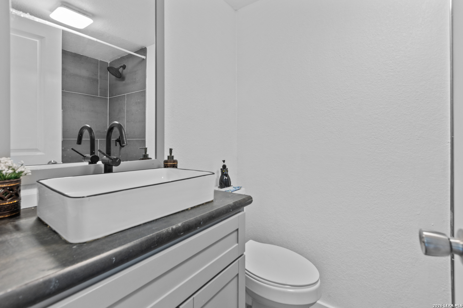 923 Saddlebrook Drive San Antonio TX 78245