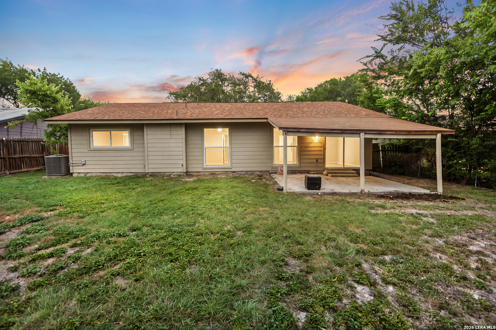 923 Saddlebrook Drive San Antonio TX 78245