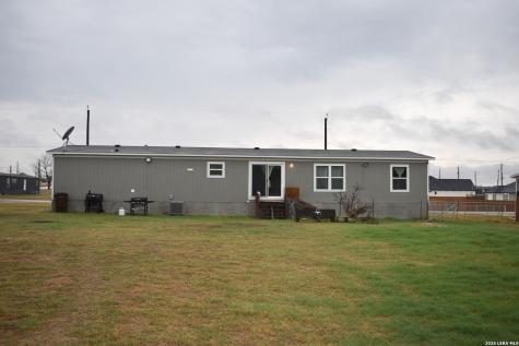 17016 Rancho Escondido Atascosa TX 78002