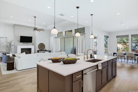 102 Cascada Boerne TX 78006