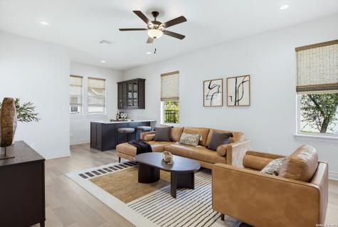 102 Cascada Boerne TX 78006