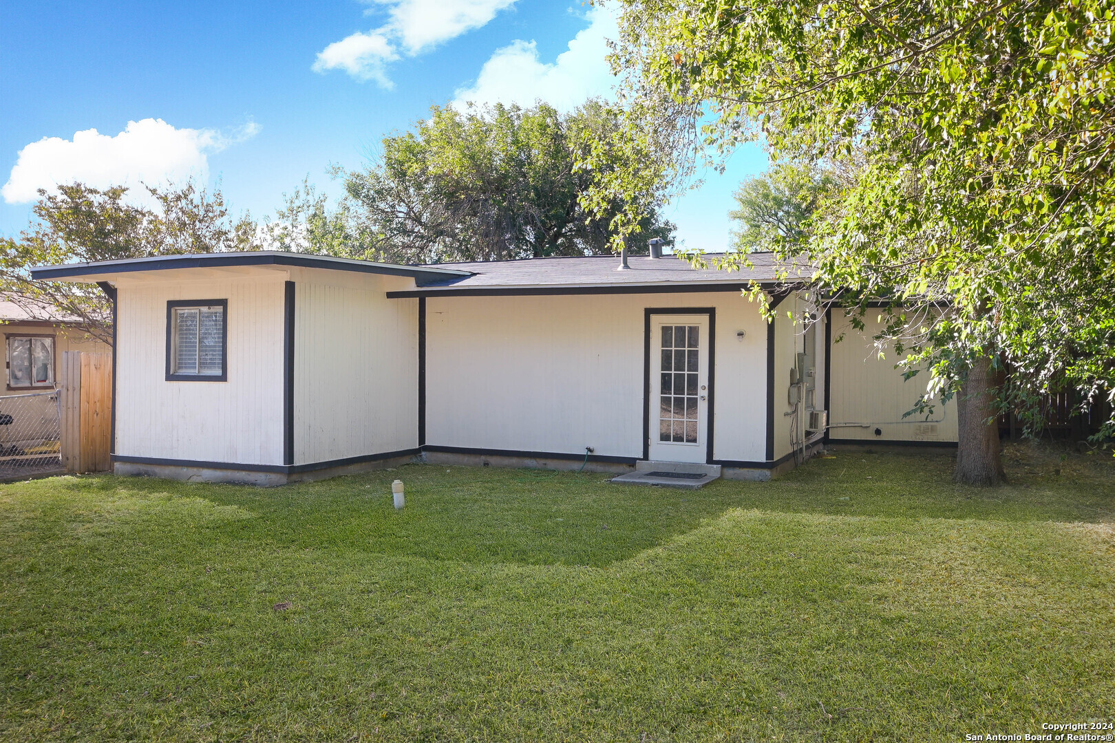 6119 Deep Valley Drive San Antonio TX 78242