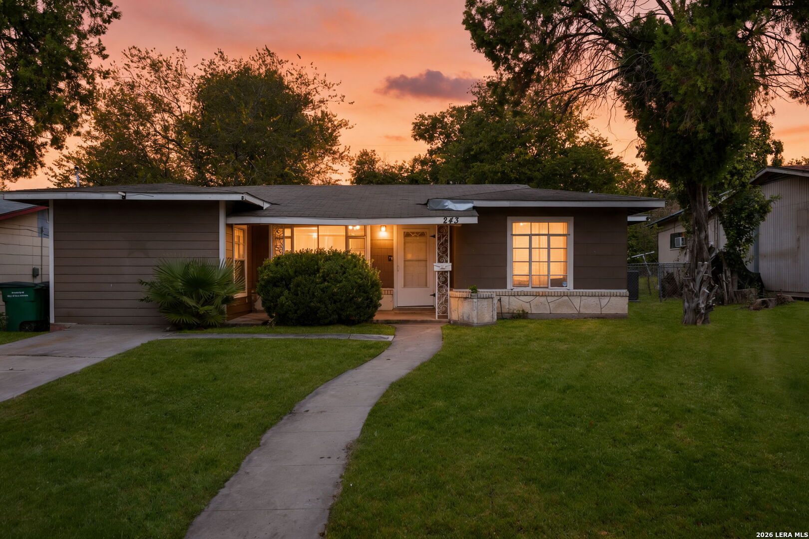 243 Storeywood Drive San Antonio TX 78213