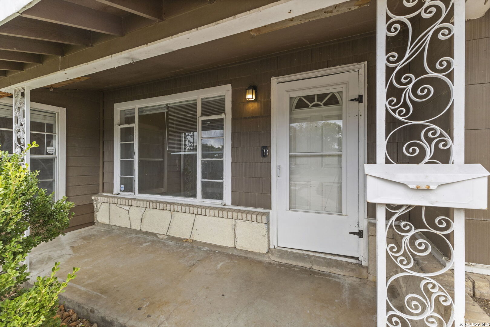 243 Storeywood Drive San Antonio TX 78213