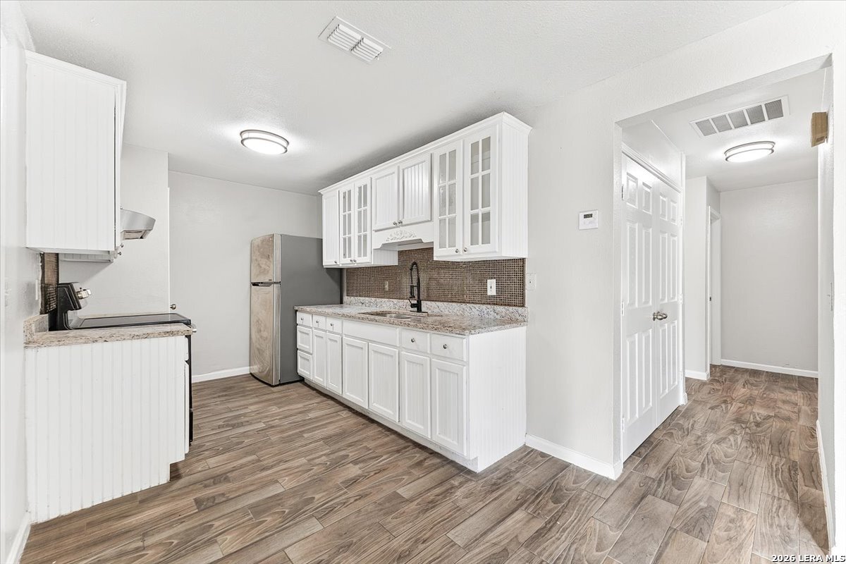 7906 Laurel Bend San Antonio TX 78250