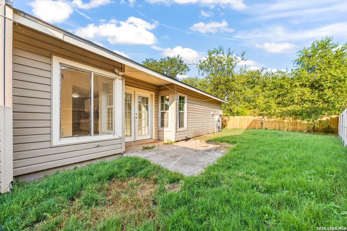 7906 Laurel Bend San Antonio TX 78250