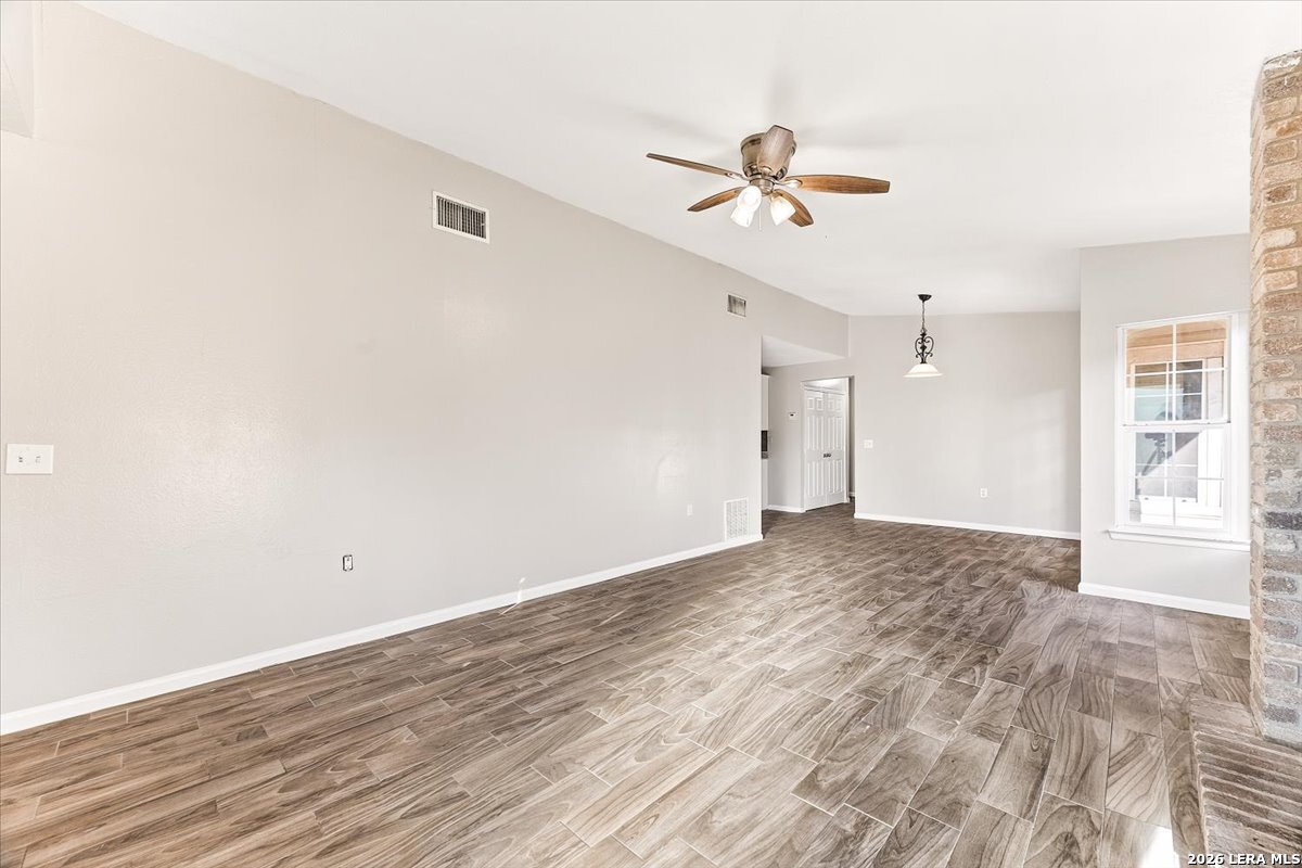 7906 Laurel Bend San Antonio TX 78250