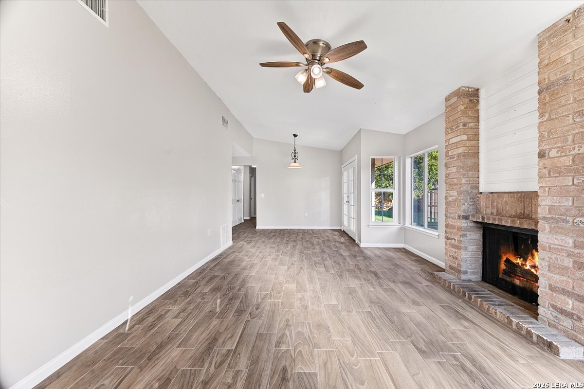 7906 Laurel Bend San Antonio TX 78250