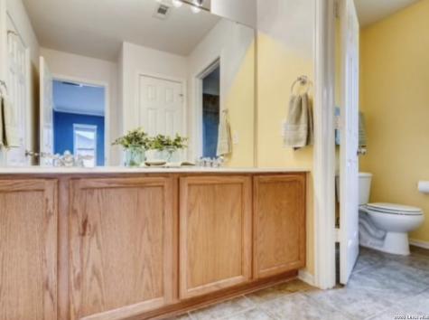 2502 Grayson Circle San Antonio TX 78232