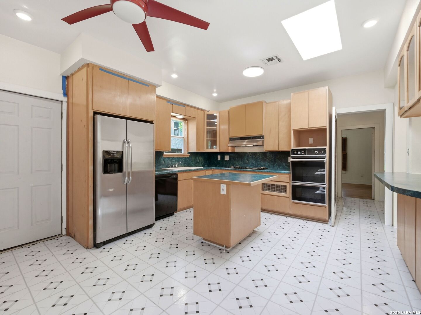 1549 W Huisache Avenue San Antonio TX 78201