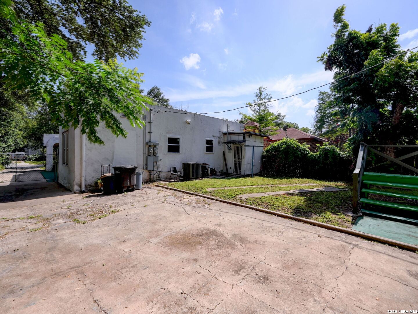 1549 W Huisache Avenue San Antonio TX 78201