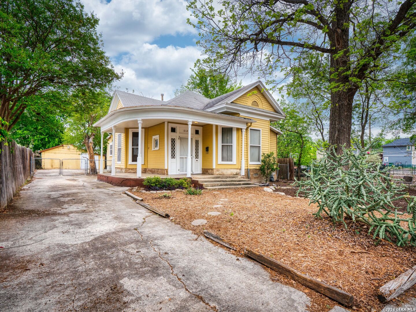 612 N Pine Street San Antonio TX 78202