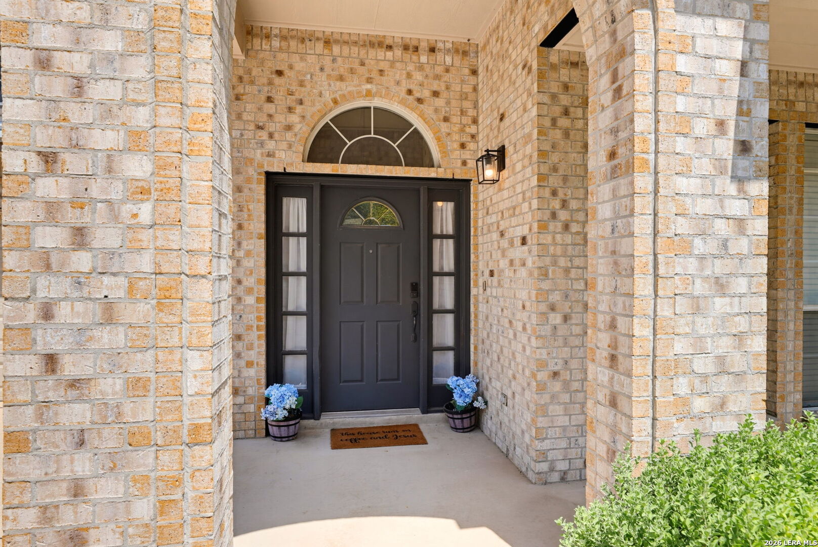 27 Fonthill Way San Antonio TX 78218