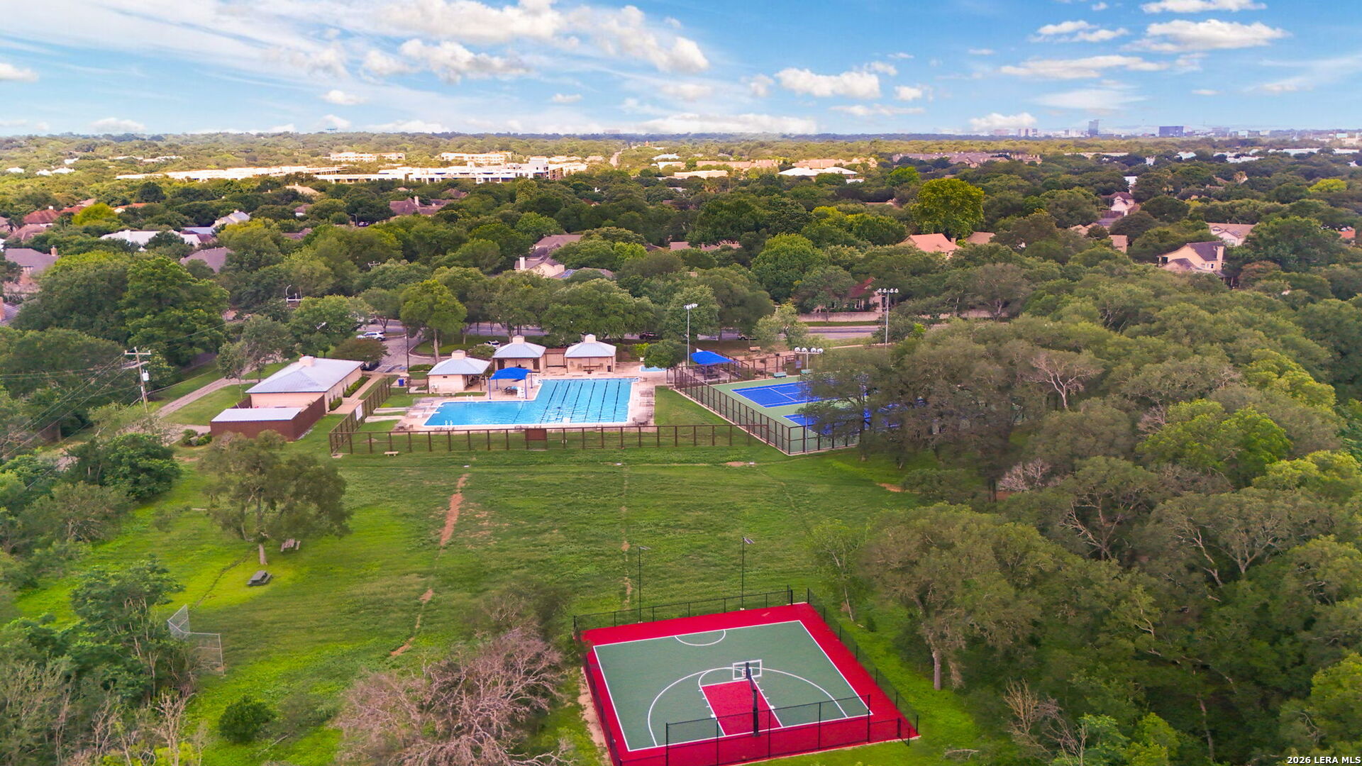 27 Fonthill Way San Antonio TX 78218