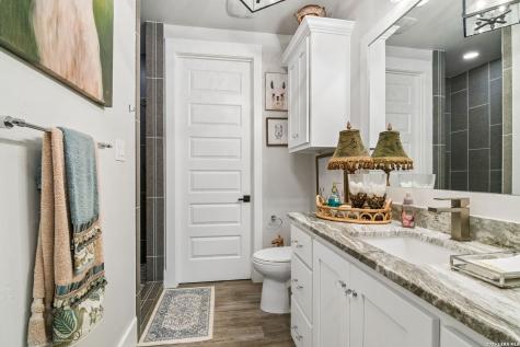 7 Muirfield Boerne TX 78006