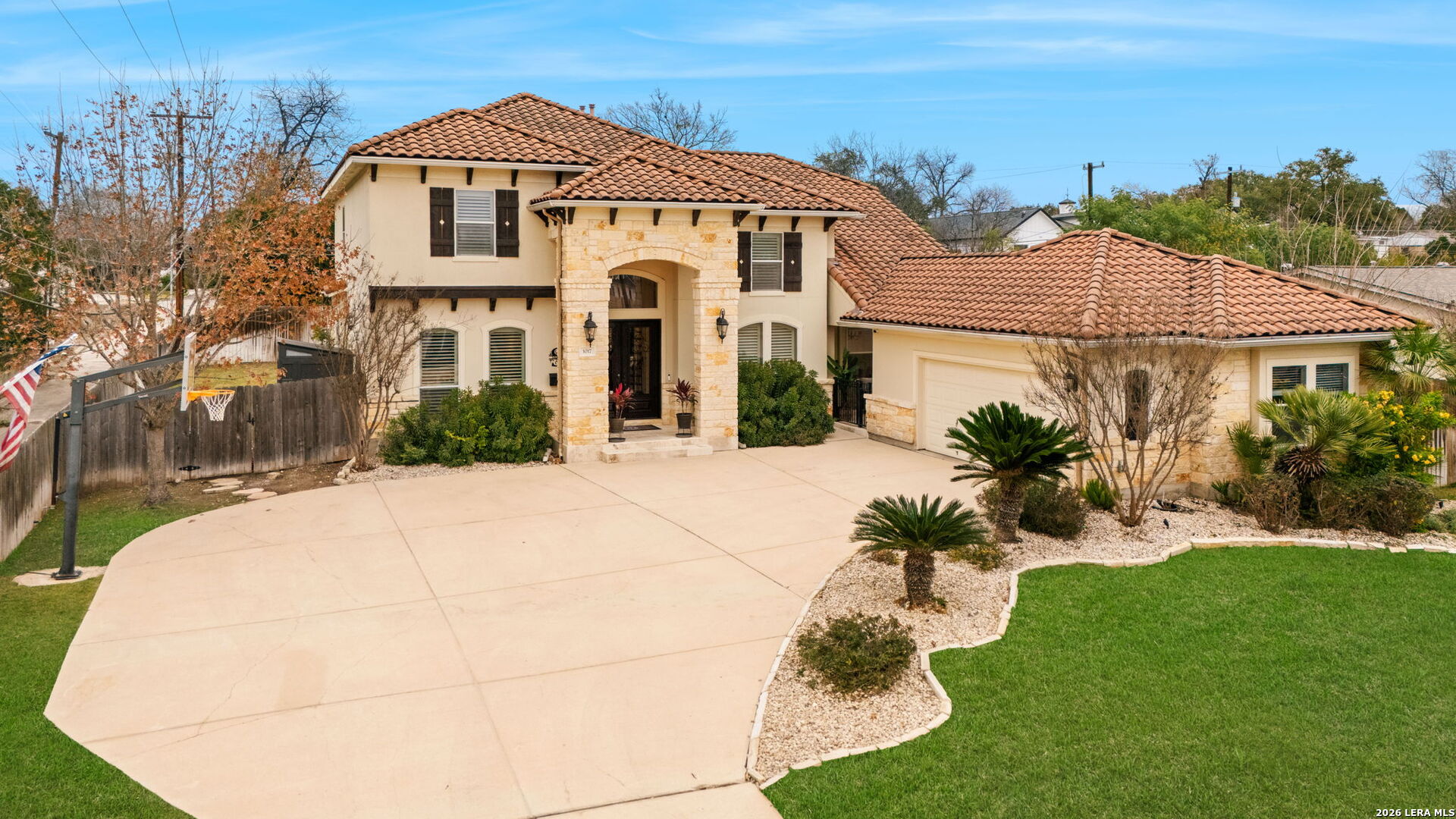 1017 Garraty Terrell Hills TX 78209
