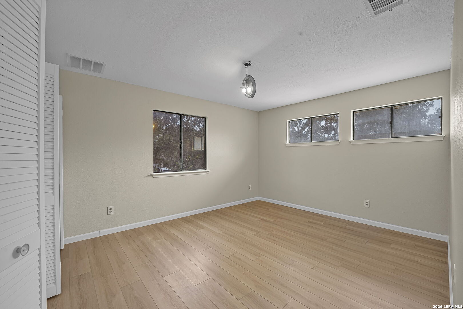 9203 Ridge Grove San Antonio TX 78250