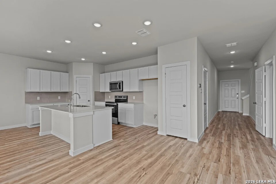 12411 Spike Heights San Antonio TX 78245