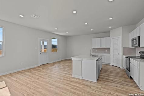 12411 Spike Heights San Antonio TX 78245