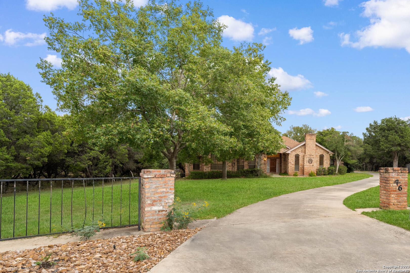 76 Hunters Point Drive New Braunfels TX 78132