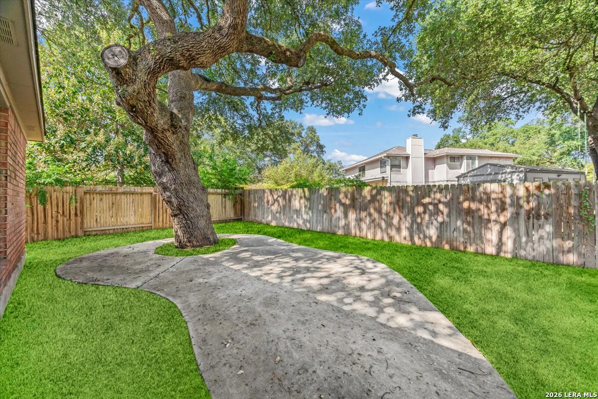 2516 Grove Park Schertz TX 78154
