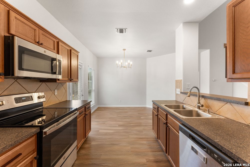 12102 No Bogie Cove San Antonio TX 78221