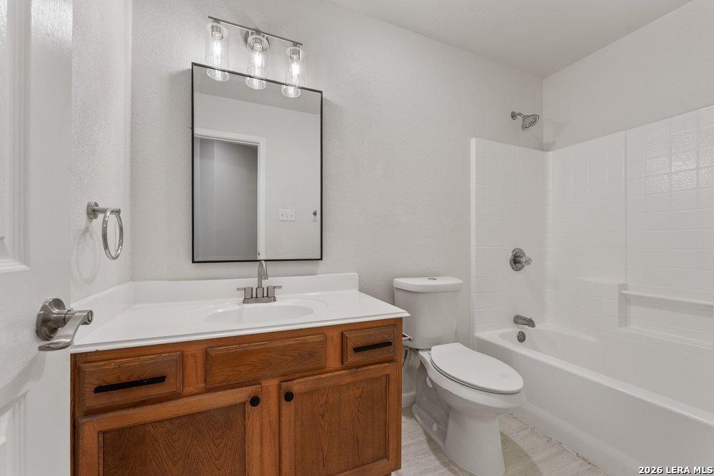 12102 No Bogie Cove San Antonio TX 78221