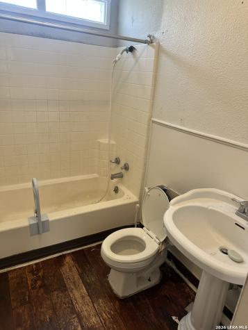 130 W Wildwood San Antonio TX 78212