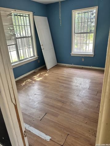 130 W Wildwood San Antonio TX 78212