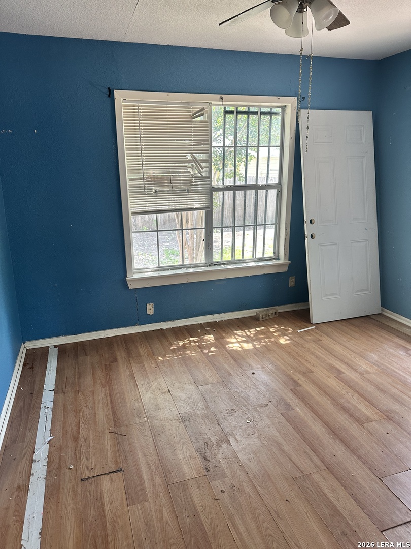 130 W Wildwood San Antonio TX 78212